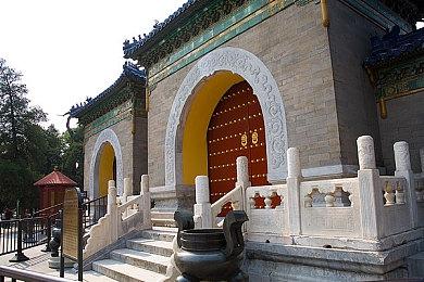 《赛博朋克2077》Switch 2版试玩：30帧、画面还行